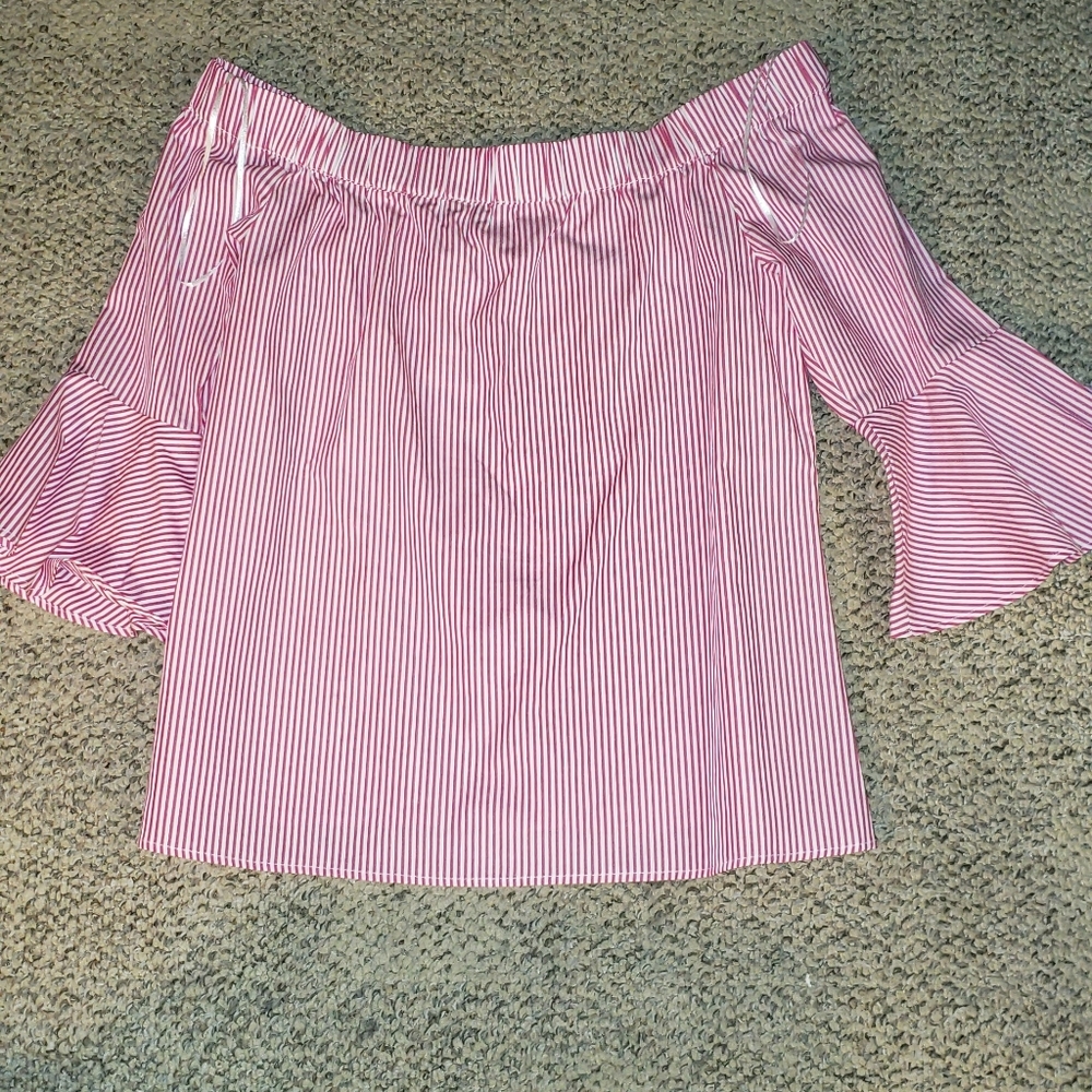 Shoulder Off Blause - Picture 2 of 3